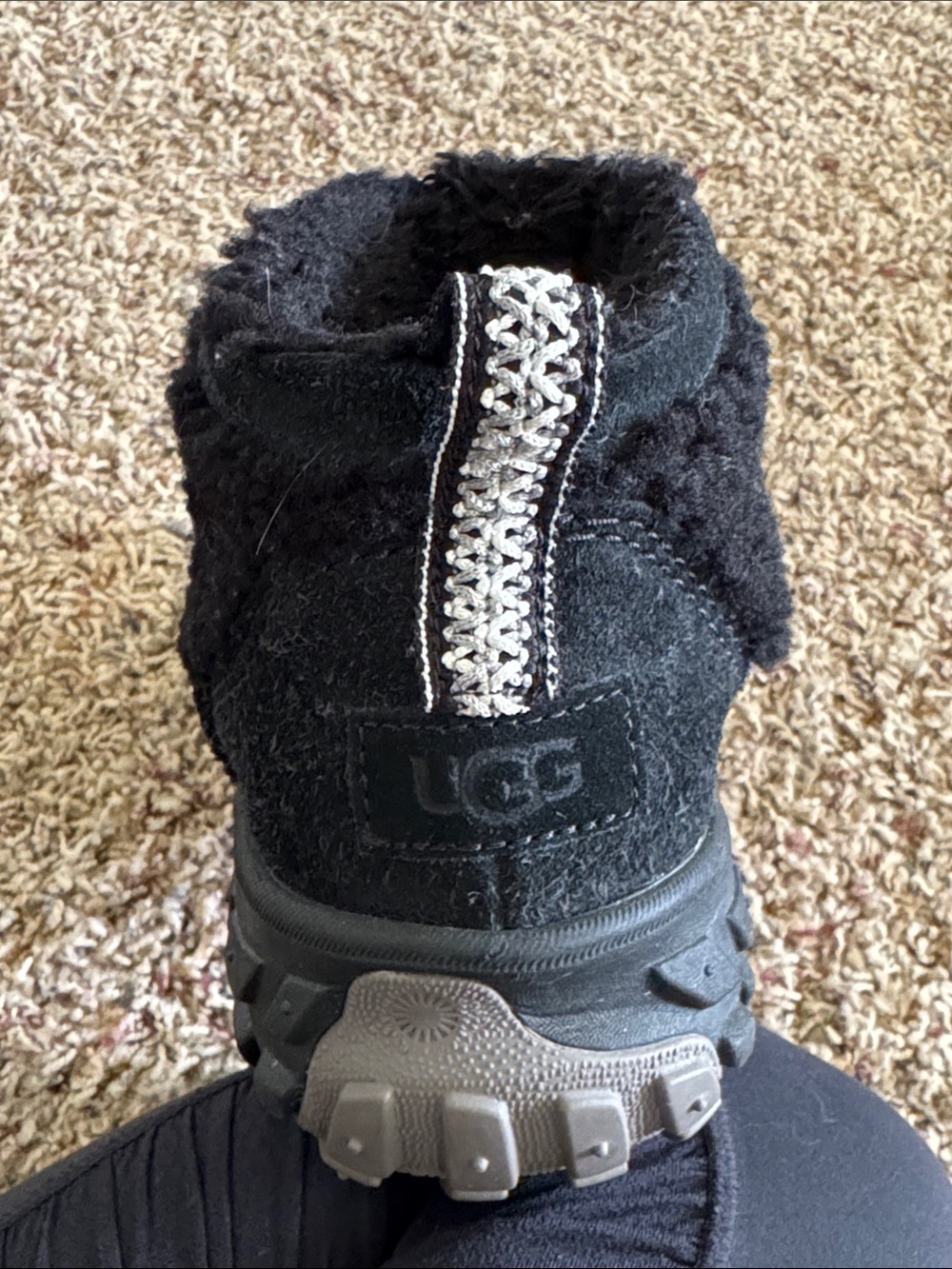 UGG All-Gender Venture Daze Ultra Mini Boot | Black | Size 6 women - Picture 7 of 8